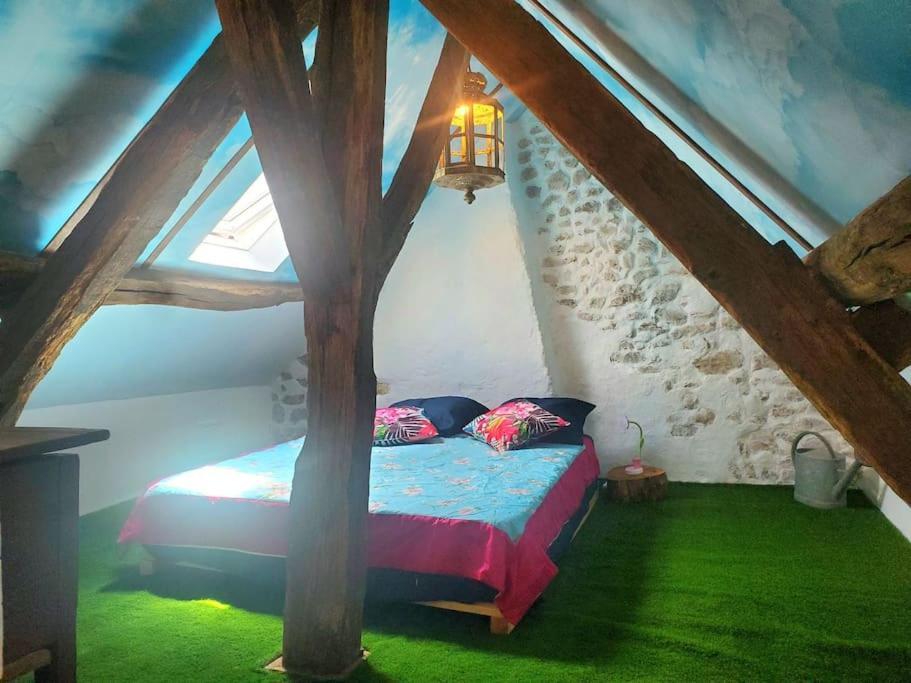 Petite Maison De Village Ygrande Екстер'єр фото
